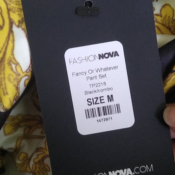 Gold detail Set - Picture 4 of 4